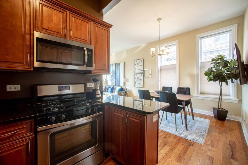 Getaway In The Heart Of Pilsen Chicago 아파트 외부 사진