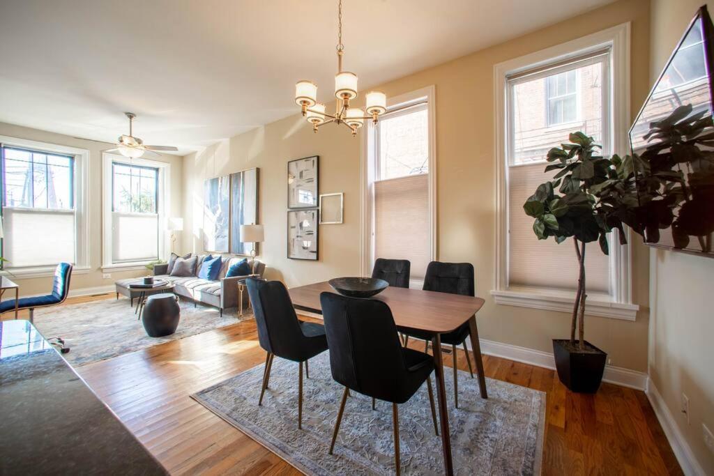 Getaway In The Heart Of Pilsen Chicago 아파트 외부 사진